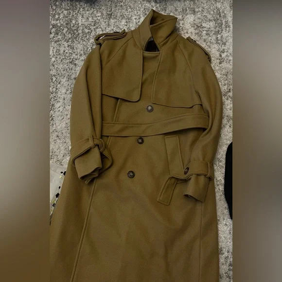 Winter Coat - Picture 3 of 13